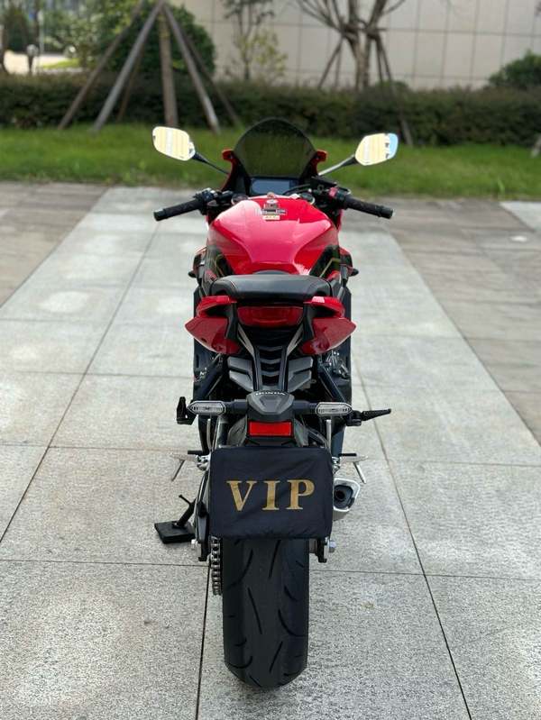 二手本田CBR650R