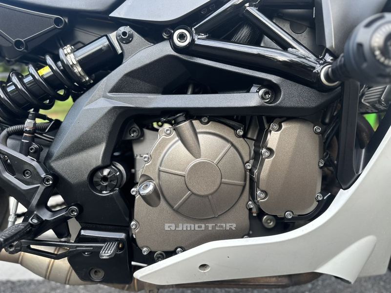 二手QJMOTOR赛600