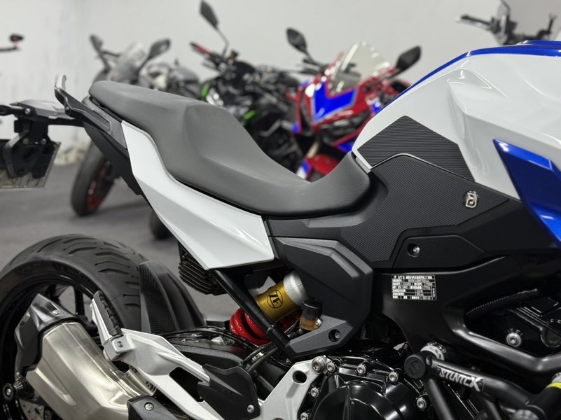 二手宝马F 900 R