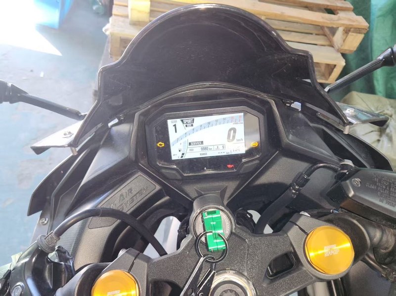 二手川崎ZX-4R