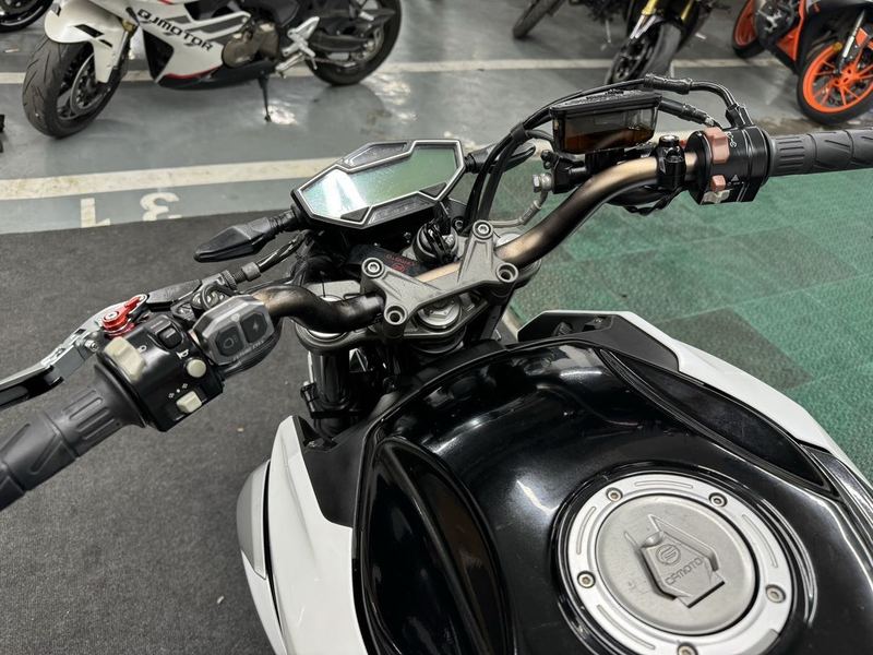二手春风400NK