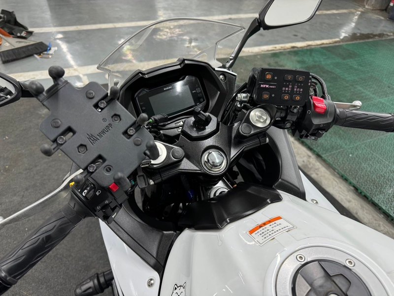 二手豪爵铃木GSX250R