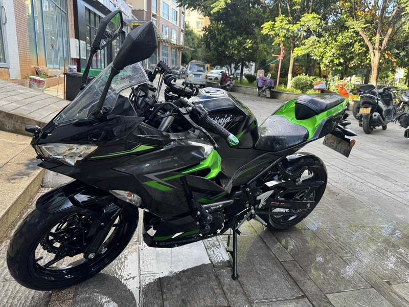 二手川崎Ninja 400