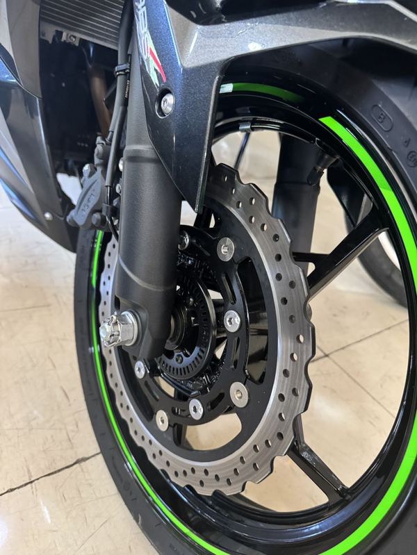 二手川崎Ninja 400