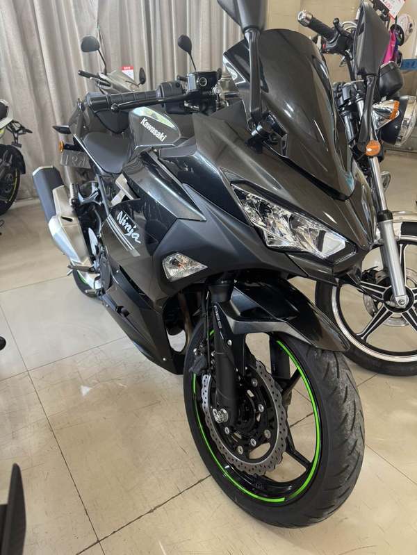 二手川崎Ninja 400