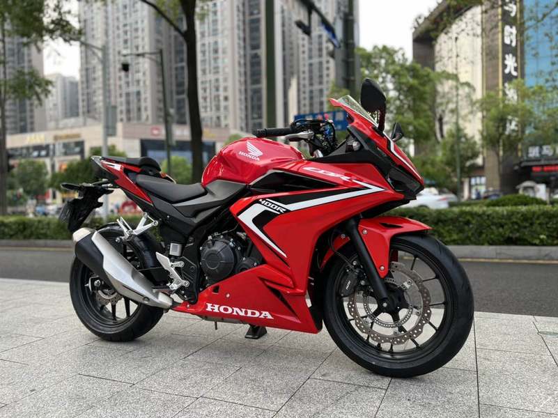 二手本田CBR400R
