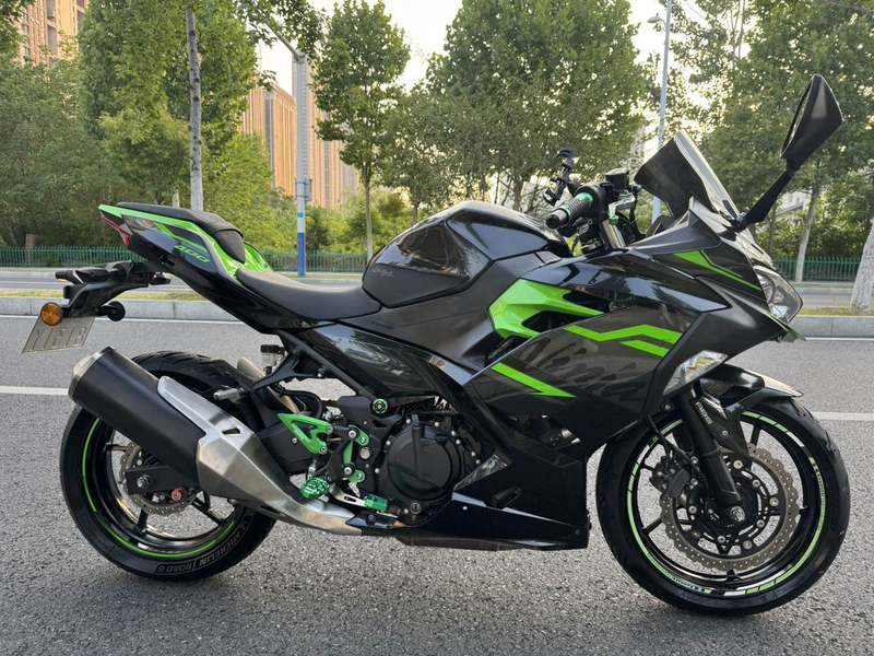 二手川崎Ninja 400
