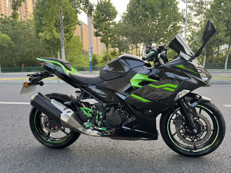 二手川崎Ninja 400
