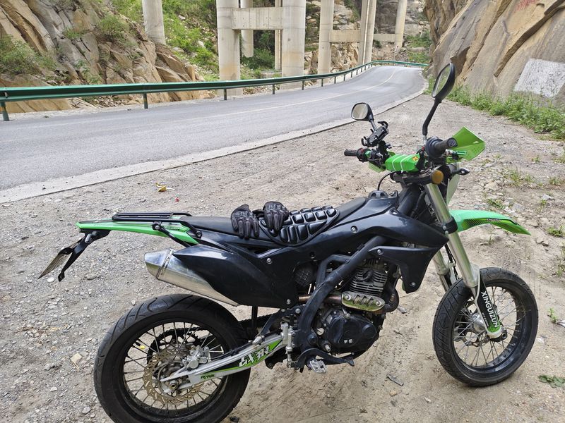 二手新贵尊ZH250GY