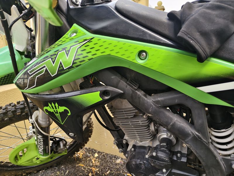 二手新贵尊ZH250GY