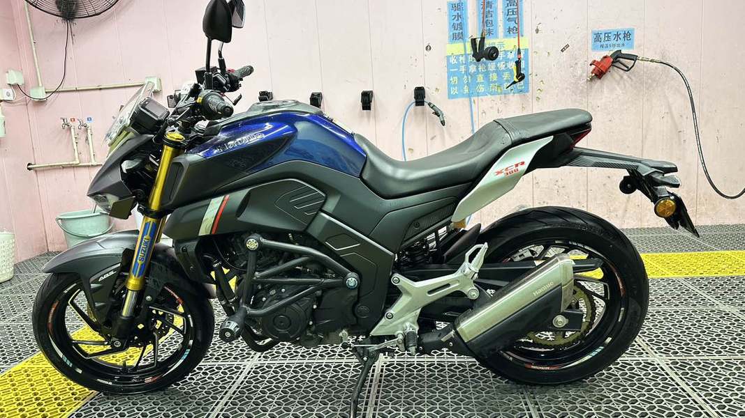 二手豪爵XCR300