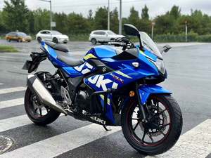 二手豪爵铃木GSX250R