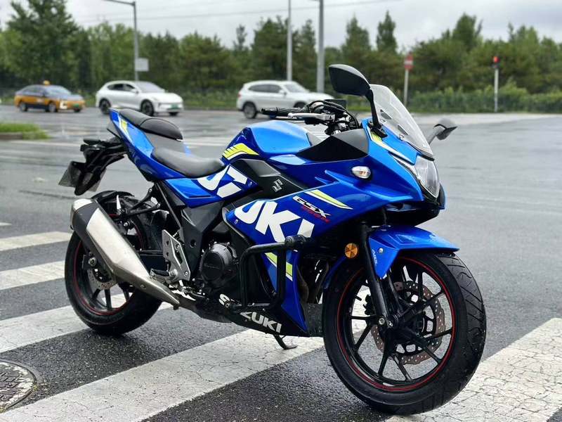 二手豪爵铃木GSX250R