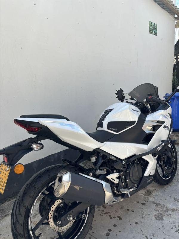 二手川崎Ninja 400