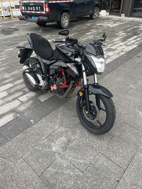 二手济南铃木极客飒 Gixxer 155 NK