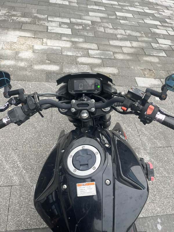 二手济南铃木极客飒 Gixxer 155 NK