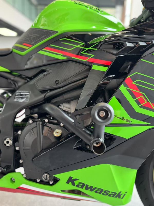 二手川崎ZX-4R
