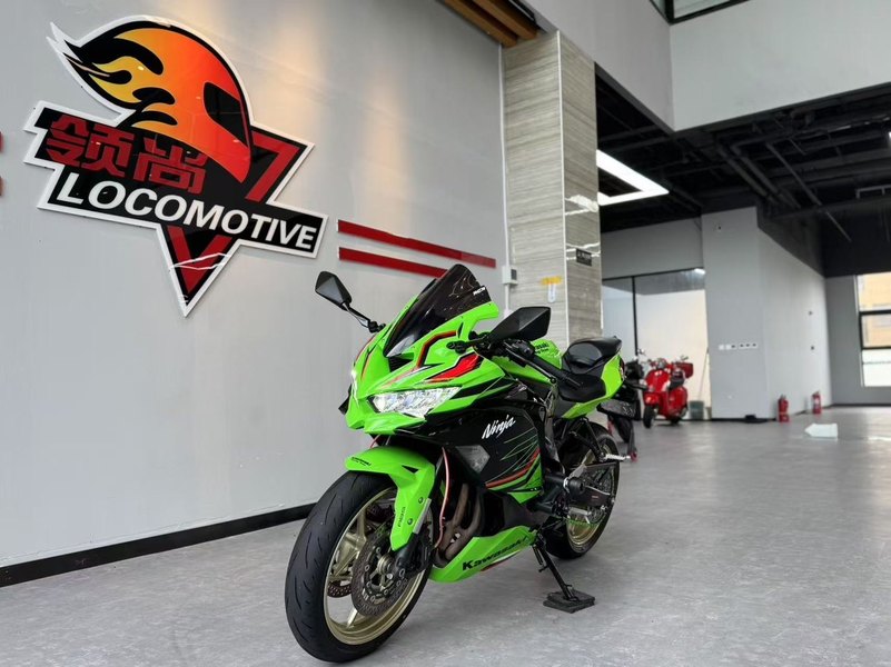 二手川崎ZX-4R