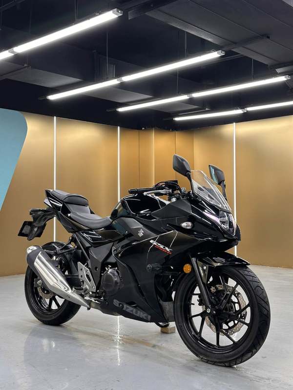 二手豪爵铃木GSX250R