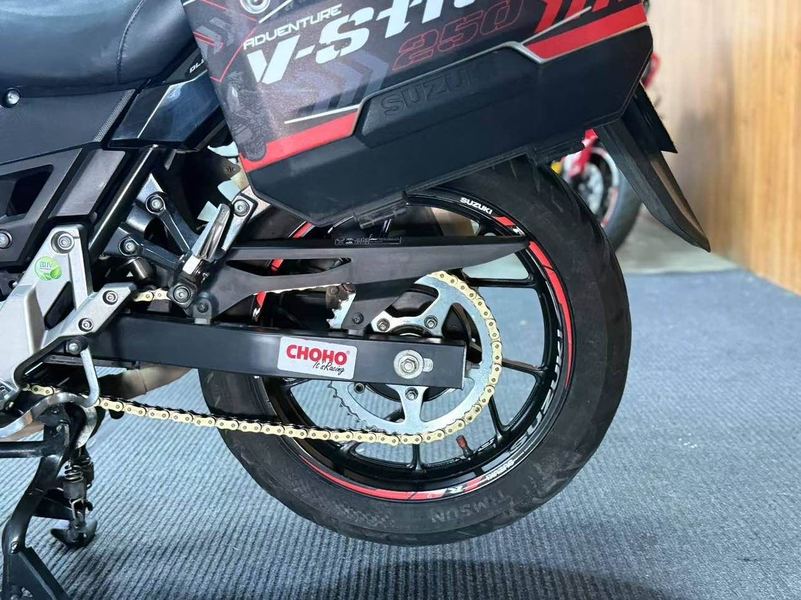 二手豪爵铃木DL250