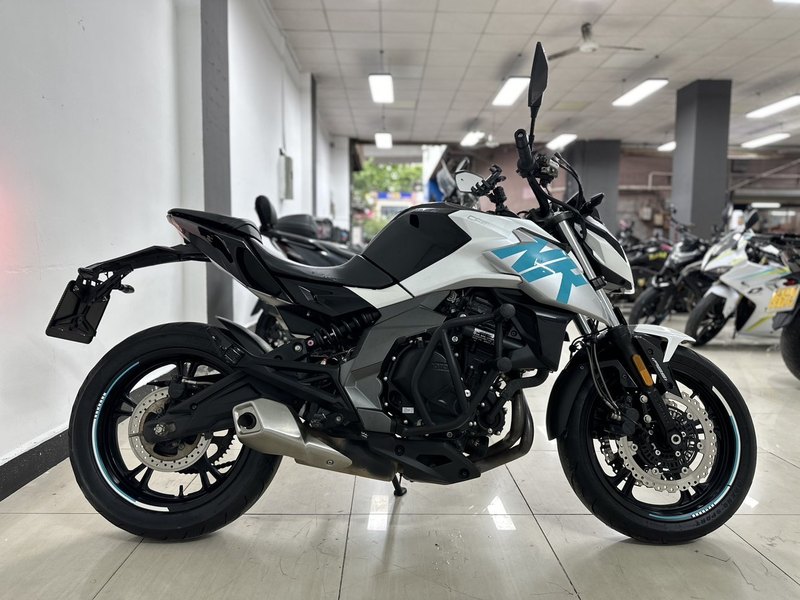二手春风400NK