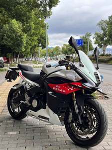 二手贝纳利龙卷风 Tornado 552R