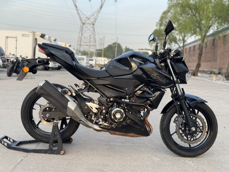 二手川崎Z400