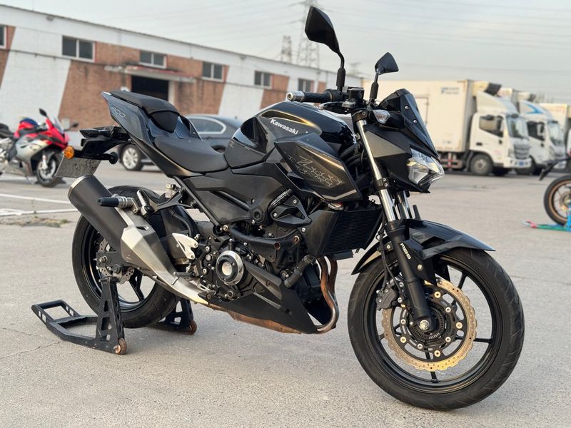 二手川崎Z400