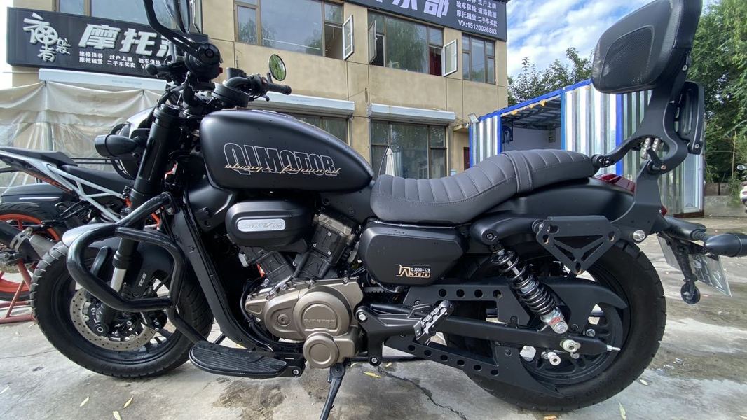 二手QJMOTOR闪300