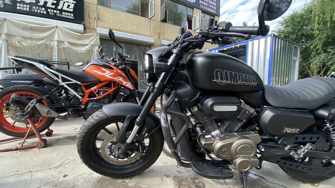 二手QJMOTOR闪300