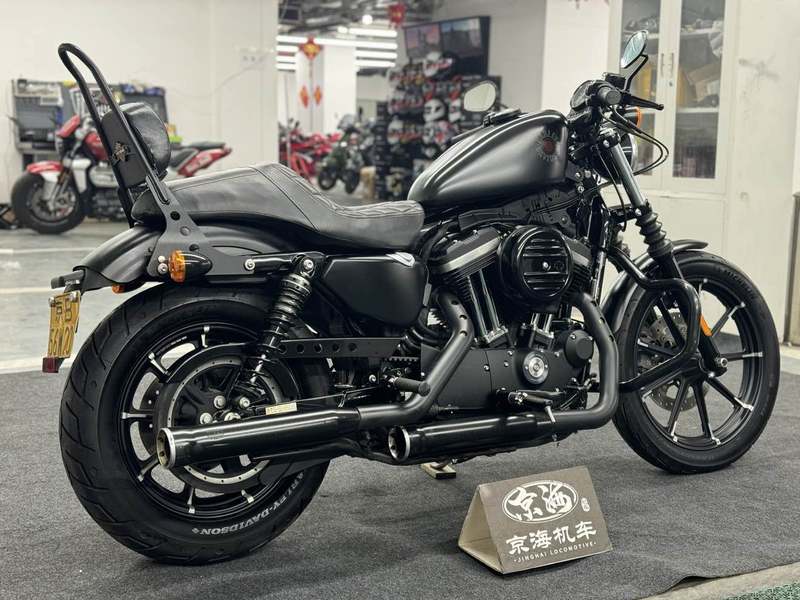 二手哈雷戴维森Iron883 硬汉