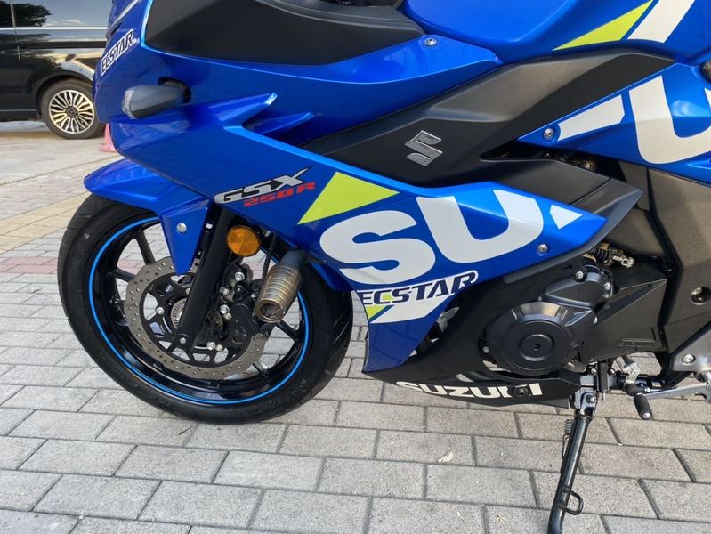 二手豪爵铃木GSX250R