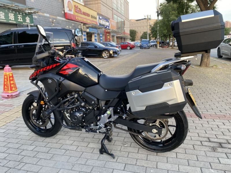 二手豪爵铃木DL250