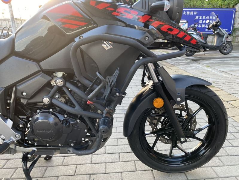 二手豪爵铃木DL250