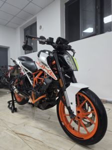 二手KTMR2R390 Duke