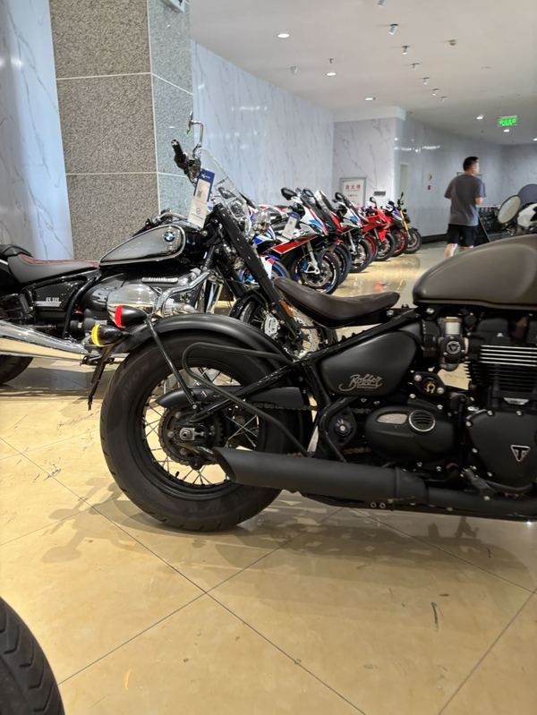 二手凯旋Bonneville Bobber