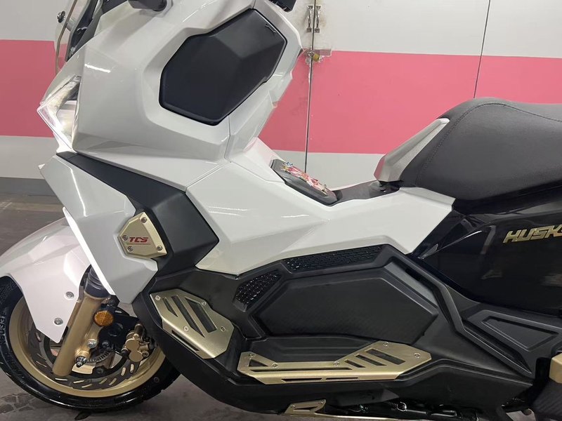 二手三阳哈士奇 Husky ADV150