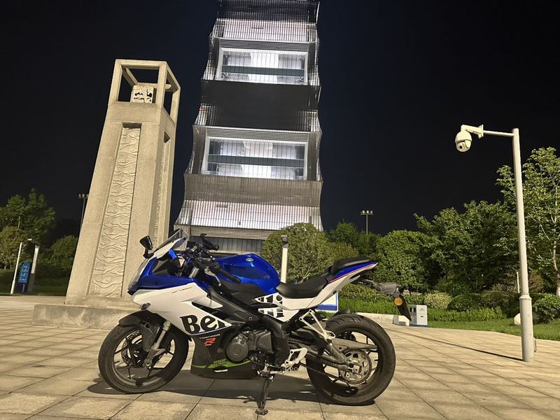 二手贝纳利龙卷风 Tornado 252R