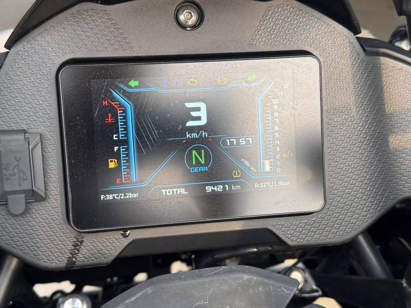 二手贝纳利TRK552