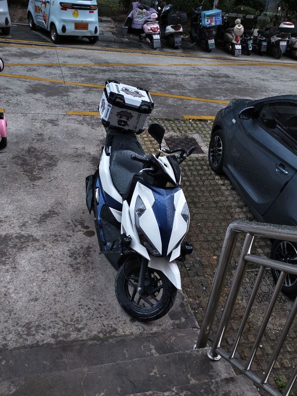 二手五羊本田NX125