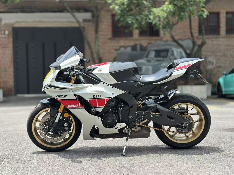 二手雅马哈YZF-R1