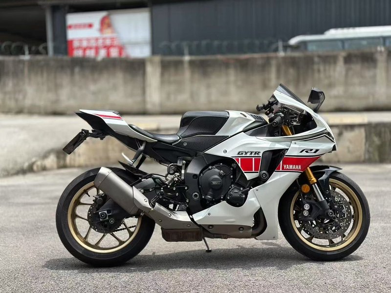 二手雅马哈YZF-R1