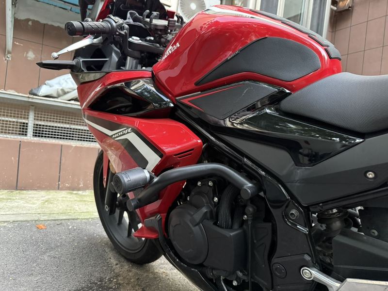 二手本田CBR400R
