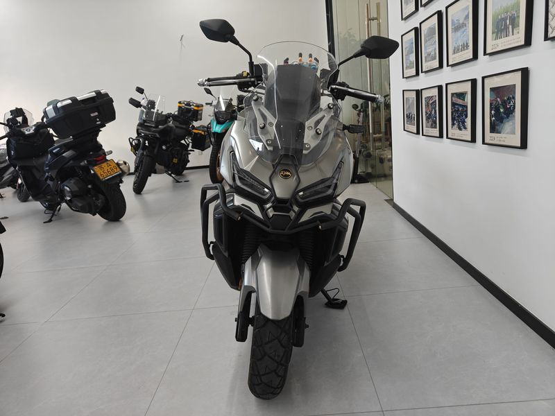 二手三阳哈士奇 Husky ADV150