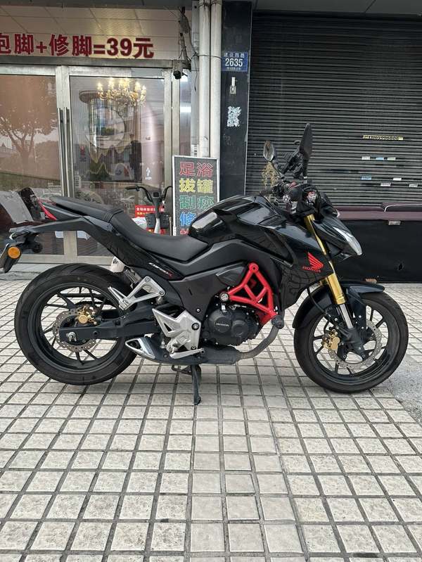 二手五羊本田CB190R 暴锋眼