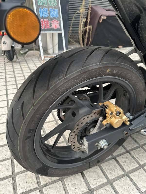 二手五羊本田CB190R 暴锋眼