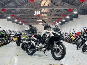 二手贝纳利金鹏 TRK502