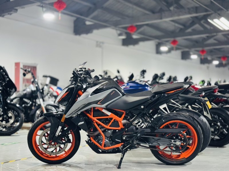 二手KTMR2R390 Duke