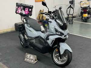 二手三阳哈士奇 Husky ADV150