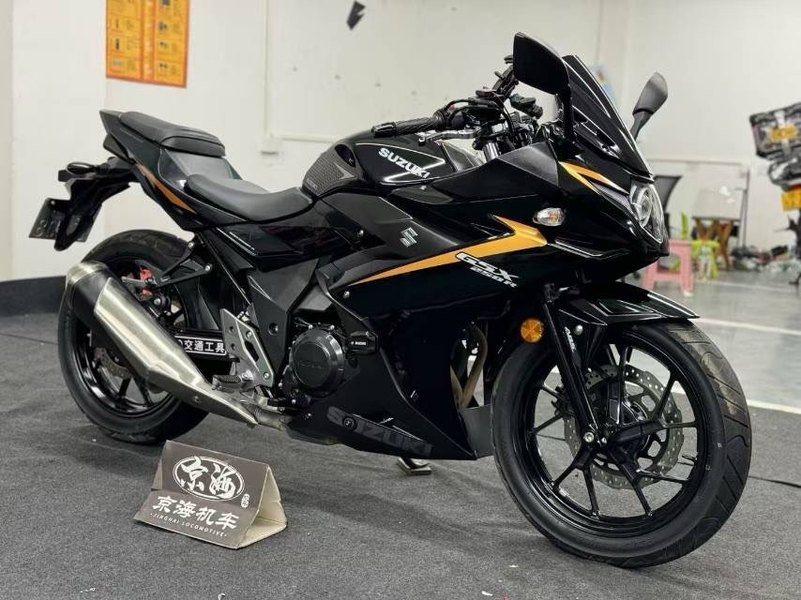 二手豪爵铃木GSX250R